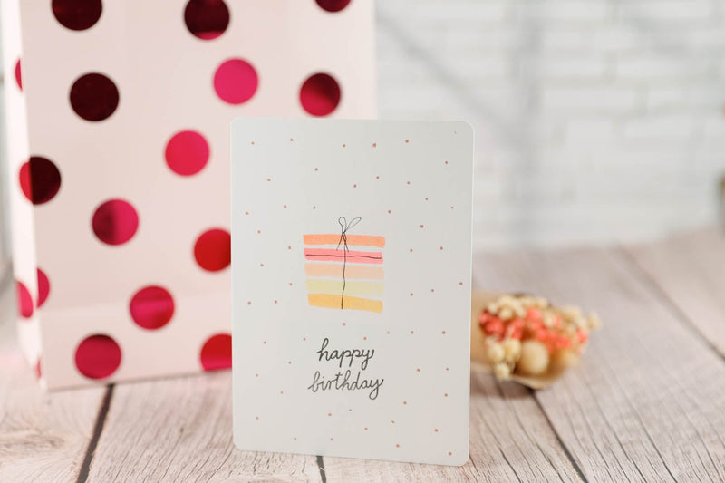 So einfach, so besonders: eine gemalte Geburtstagskarte - IN LOVE WITH PAPER