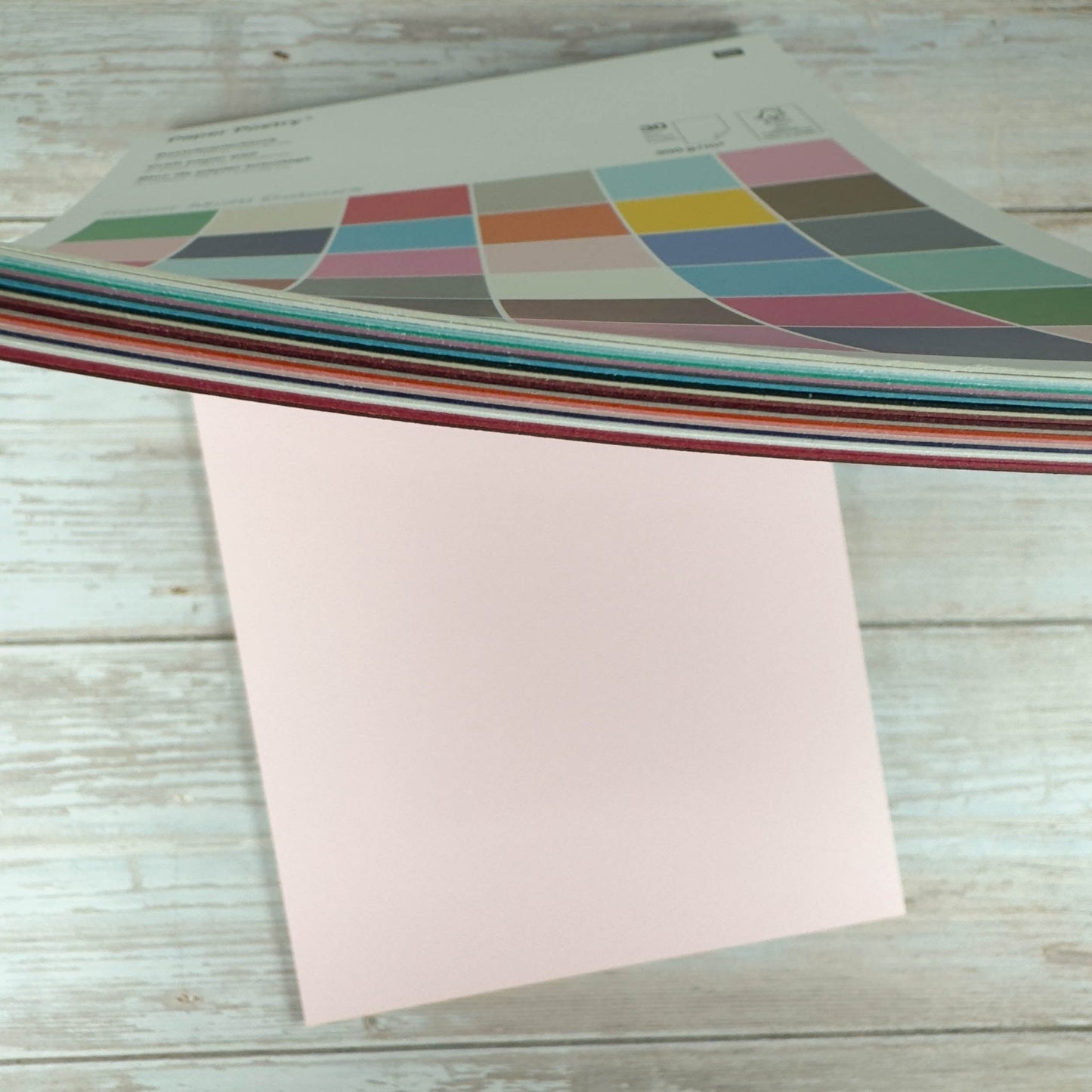 Bastelpapierblock (30 Farben, Super Multi Colours) - IN LOVE WITH PAPER