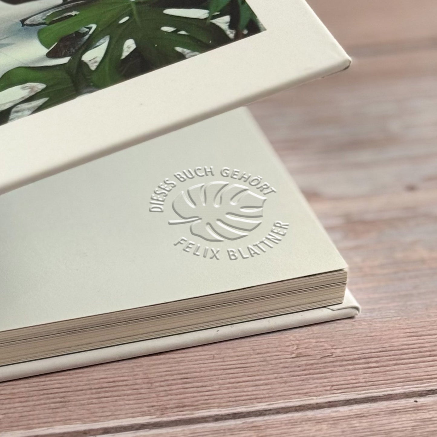 Buchprägestempel "Monstera" - IN LOVE WITH PAPER