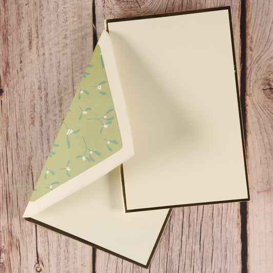 Kartenset Mistelzweige creme mit Goldrand (10 Klappkarten + Umschläge, 13 × 17 cm) - IN LOVE WITH PAPER