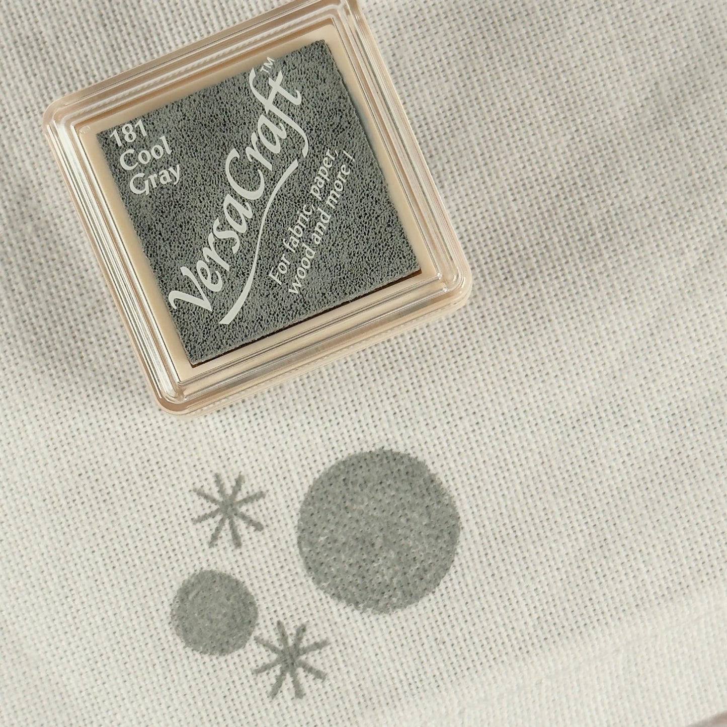 Mini - Stempelkissen Hellgrau - VersaCraft Cool Gray - IN LOVE WITH PAPER