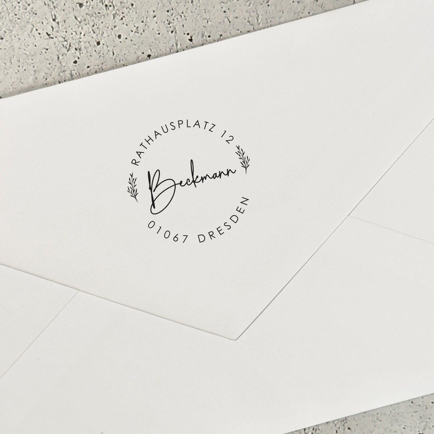 Runder Adressstempel Dresden - IN LOVE WITH PAPER
