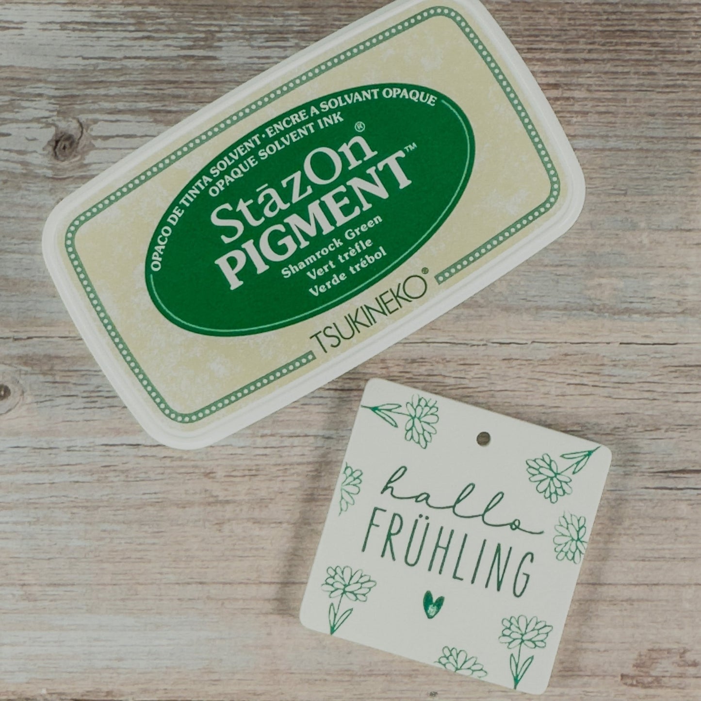 StazOn Pigment Shamrock Green – Grünes Stempelkissen für Glas, Keramik & mehr - IN LOVE WITH PAPER