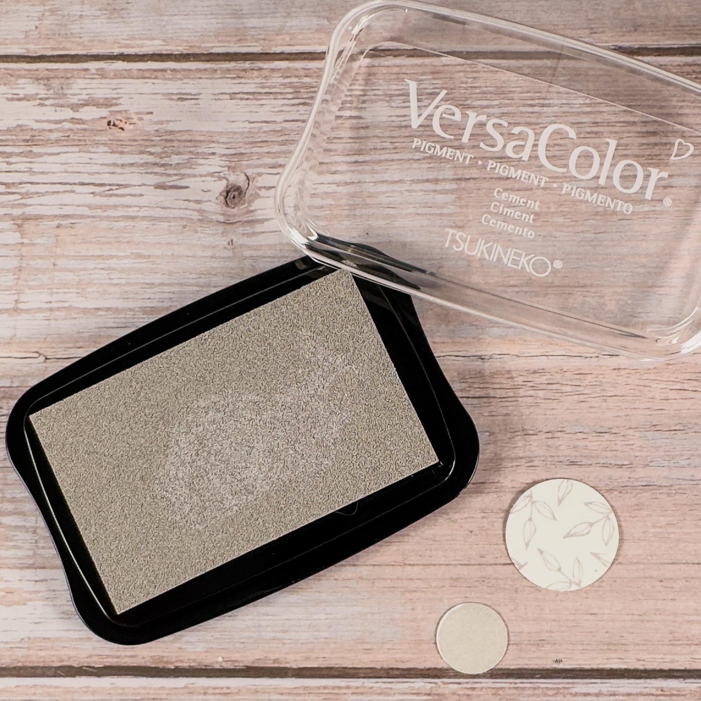 Stempelkissen Nebelgrau - VersaColor Cement - IN LOVE WITH PAPER