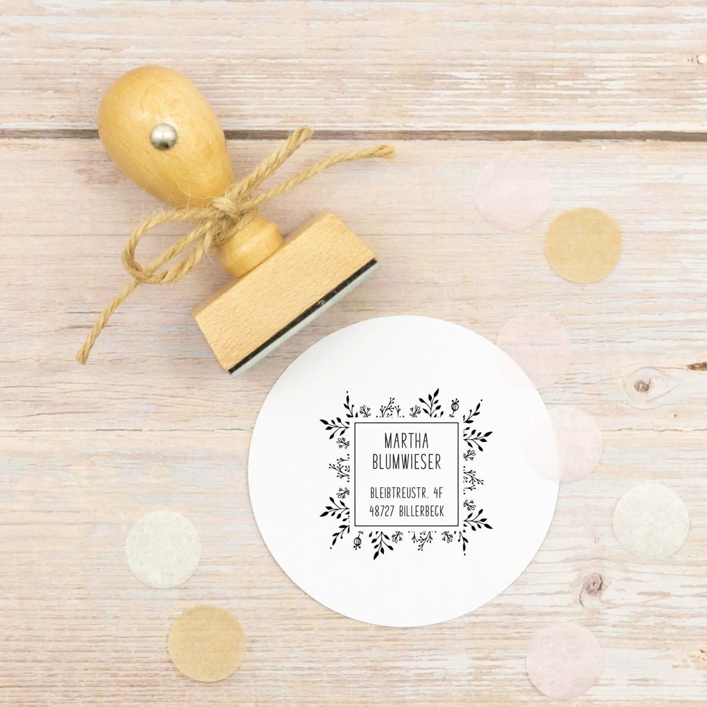 Adressstempel mit Blumenkranz "Billerbeck" - IN LOVE WITH PAPER
