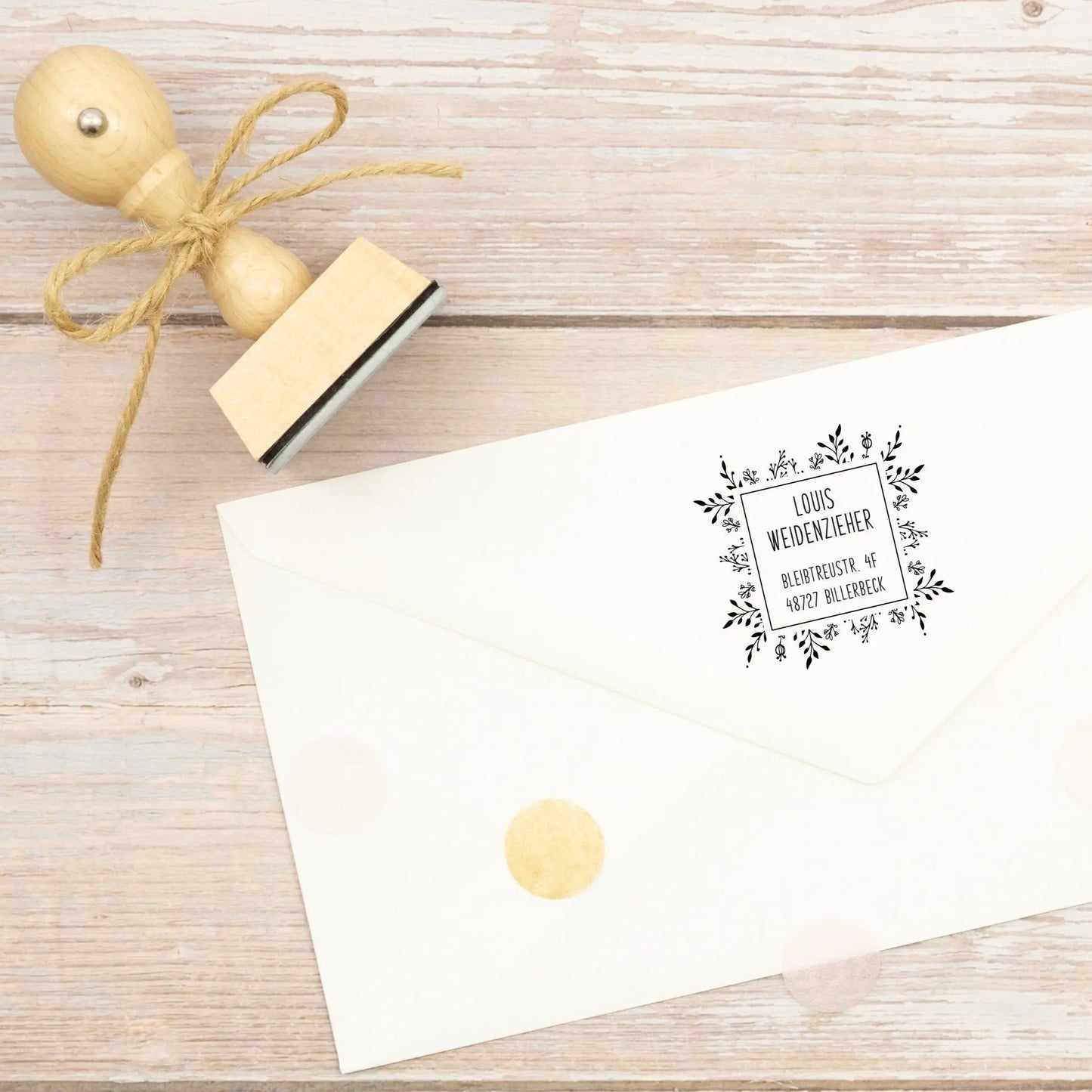 Adressstempel mit Blumenkranz "Billerbeck" - IN LOVE WITH PAPER