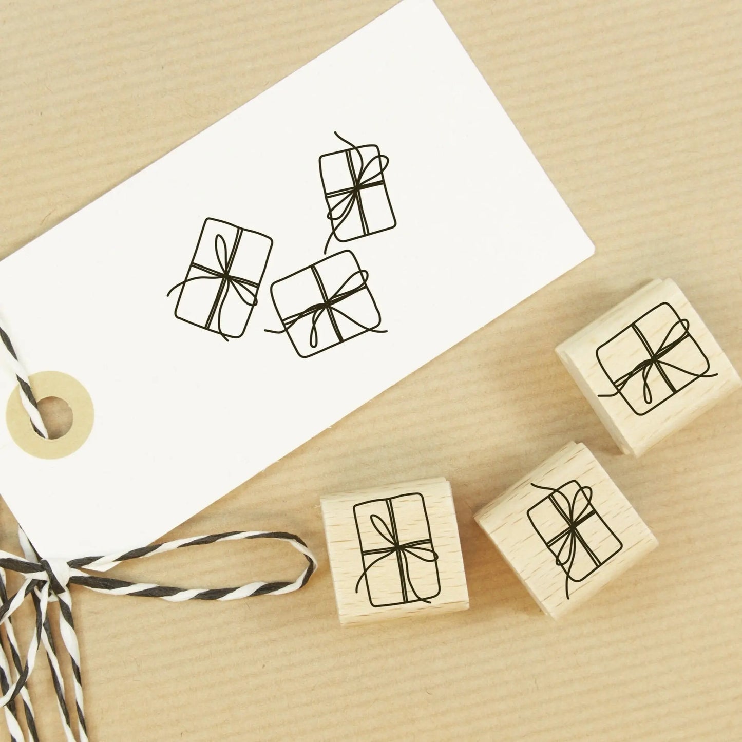Stempelset "Geschenke" 3-teilig - IN LOVE WITH PAPER