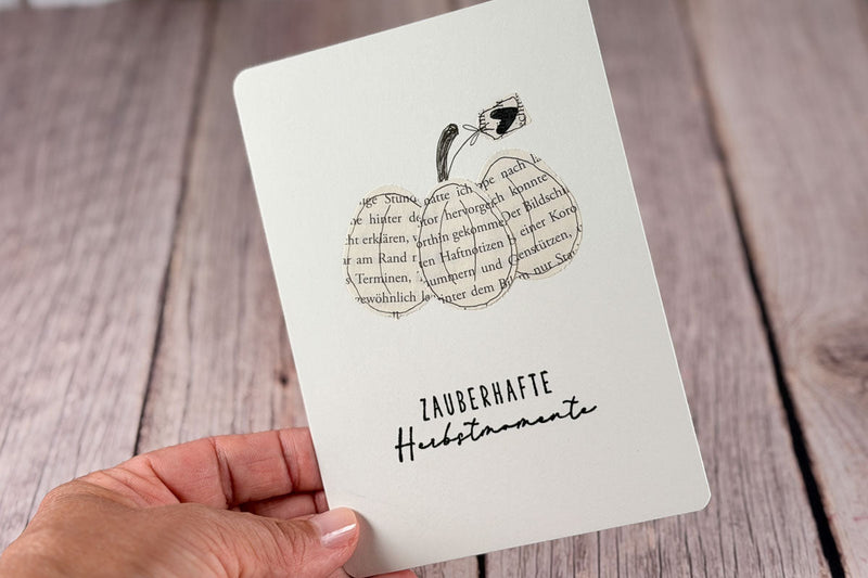 Herbstgruß aus alten Buchseiten