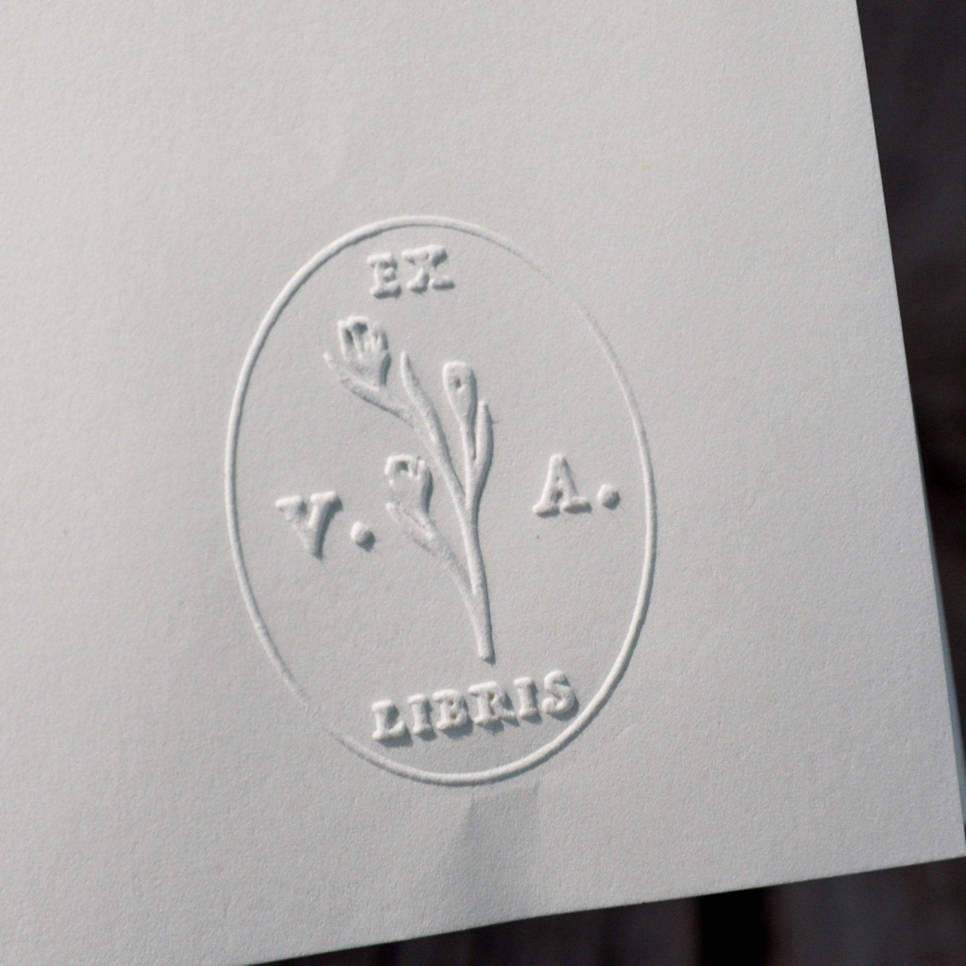 Buchprägestempel „Antiqua" - IN LOVE WITH PAPER