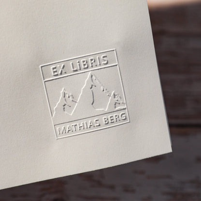 Buchprägestempel "Bergliebe" - IN LOVE WITH PAPER