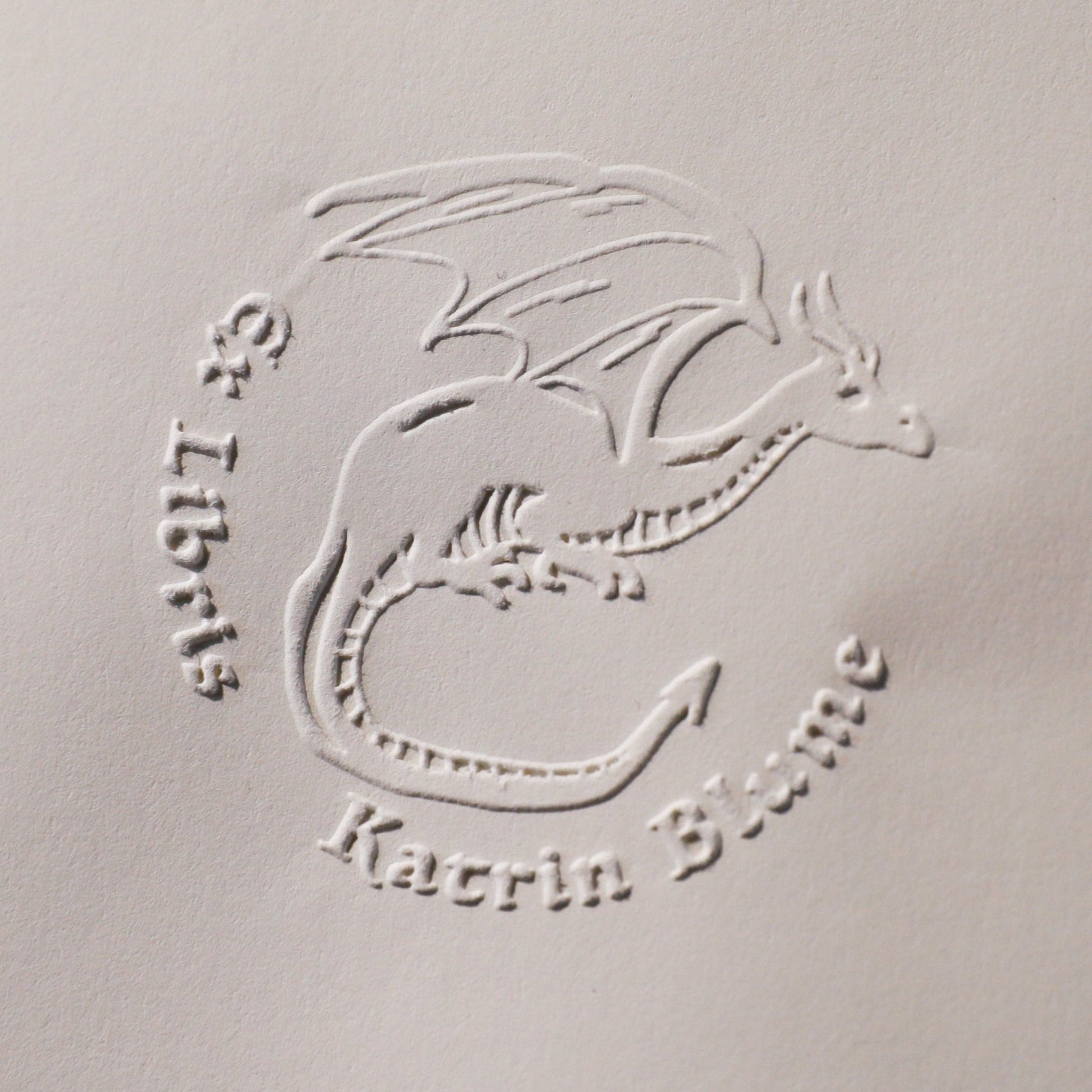 Buchprägestempel „Bücherdrache" - IN LOVE WITH PAPER