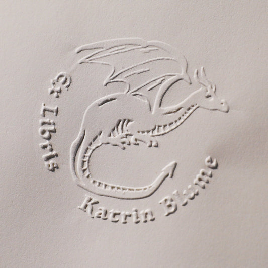 Buchprägestempel „Bücherdrache" - IN LOVE WITH PAPER