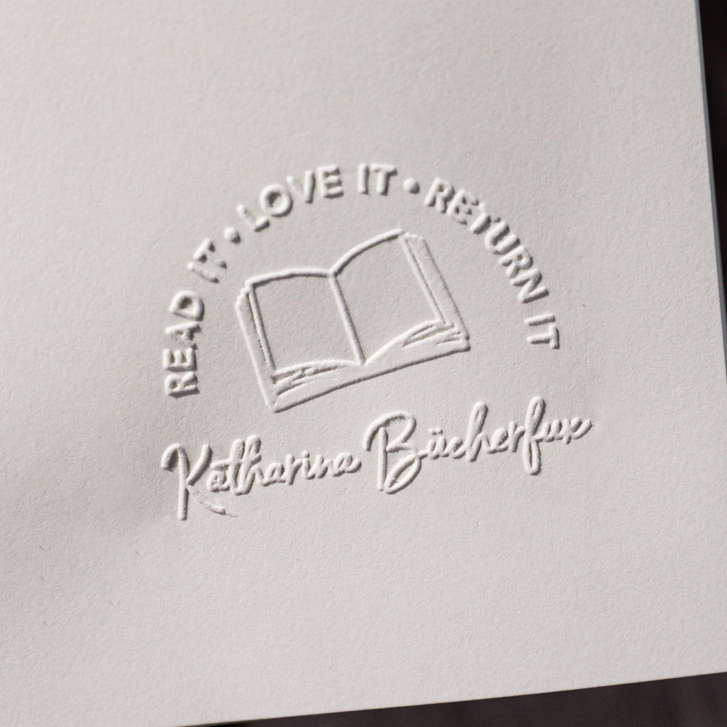 Buchprägestempel "Bücherfux" - IN LOVE WITH PAPER