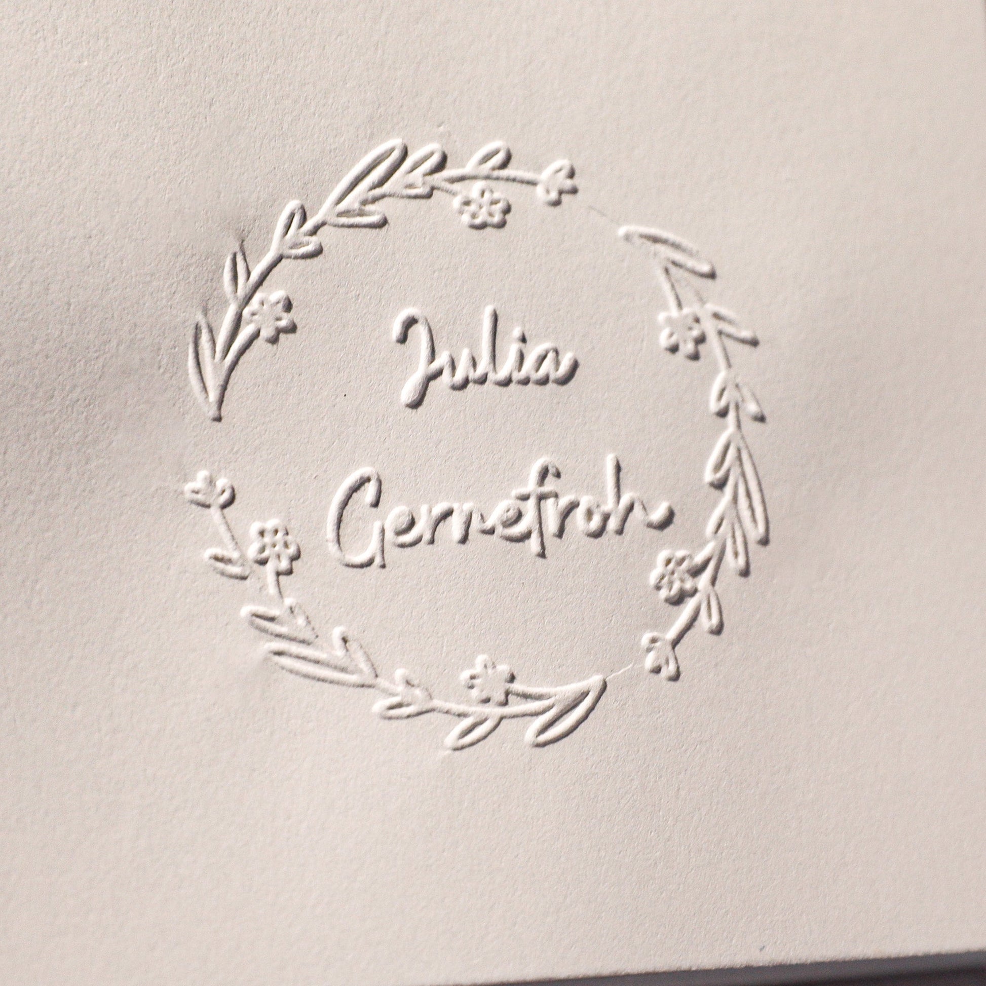 Buchprägestempel „Frühlingskranz" - IN LOVE WITH PAPER