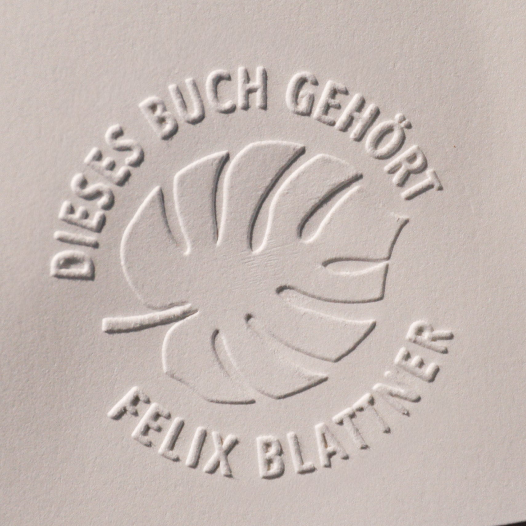 Buchprägestempel "Monstera" - IN LOVE WITH PAPER