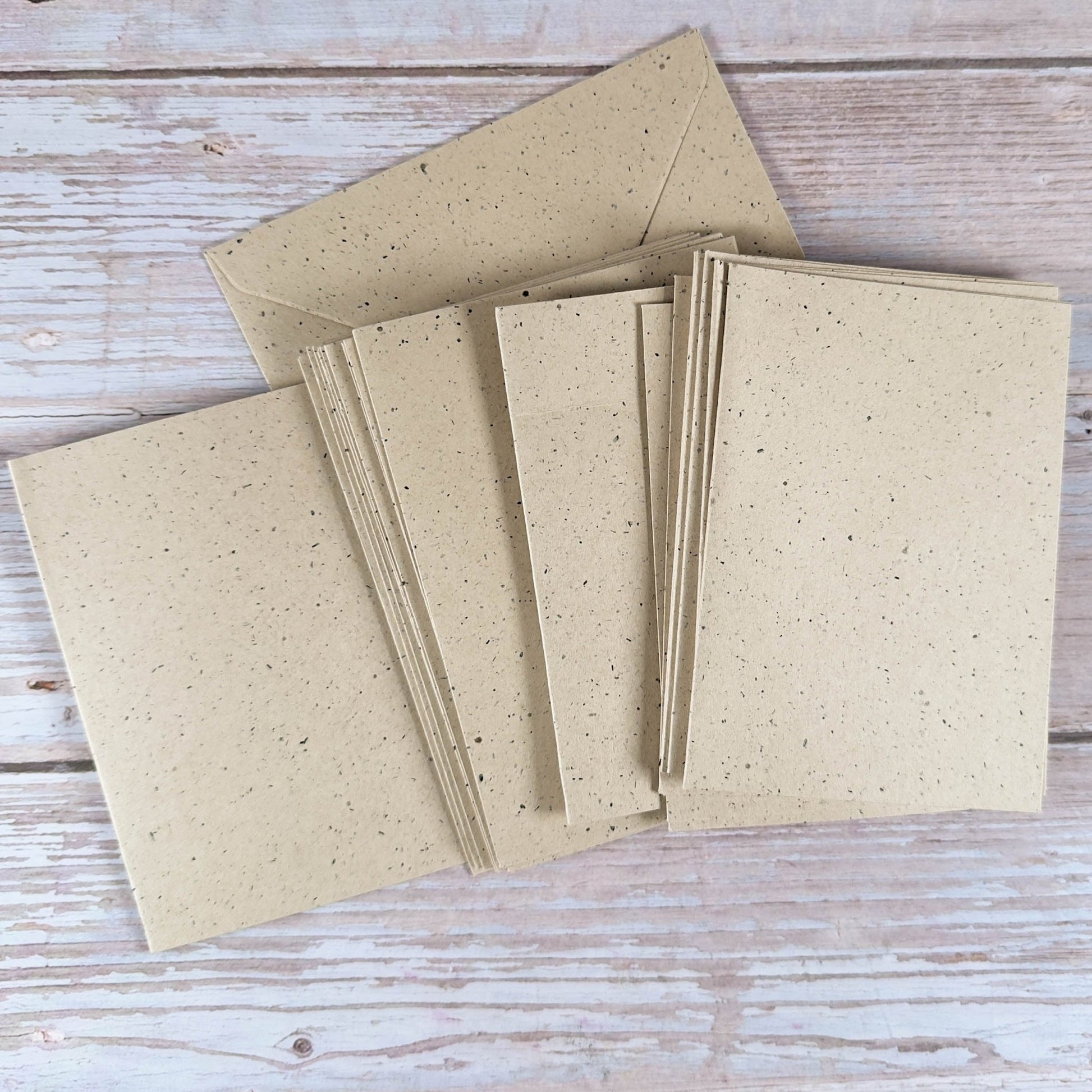 Klappkarten - Set Recyclingpapier braun DIN A7 (20teilig) - IN LOVE WITH PAPER