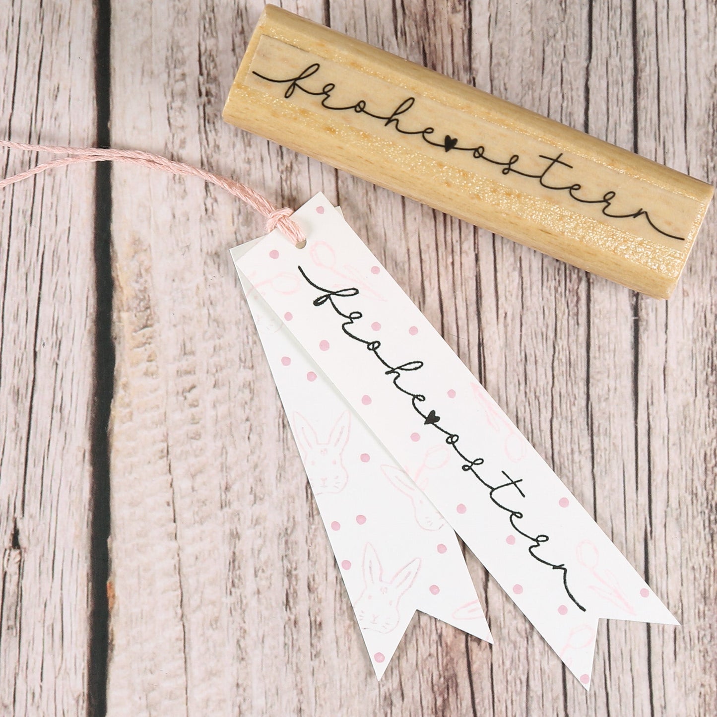 Osterstempel "frohe ostern" mit Herz