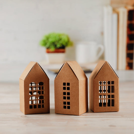 Papphäuser mit Bändchen (24 Stück) Kraftpapier