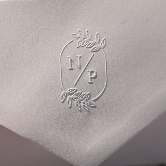 Prägestempel "Cannes" mit Initialen - IN LOVE WITH PAPER