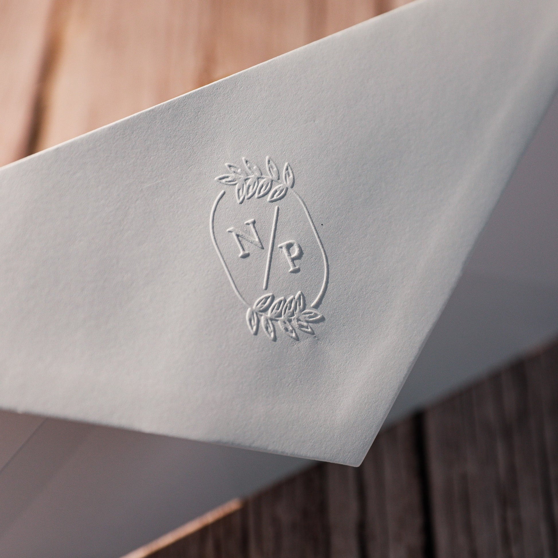 Prägestempel "Cannes" mit Initialen - IN LOVE WITH PAPER
