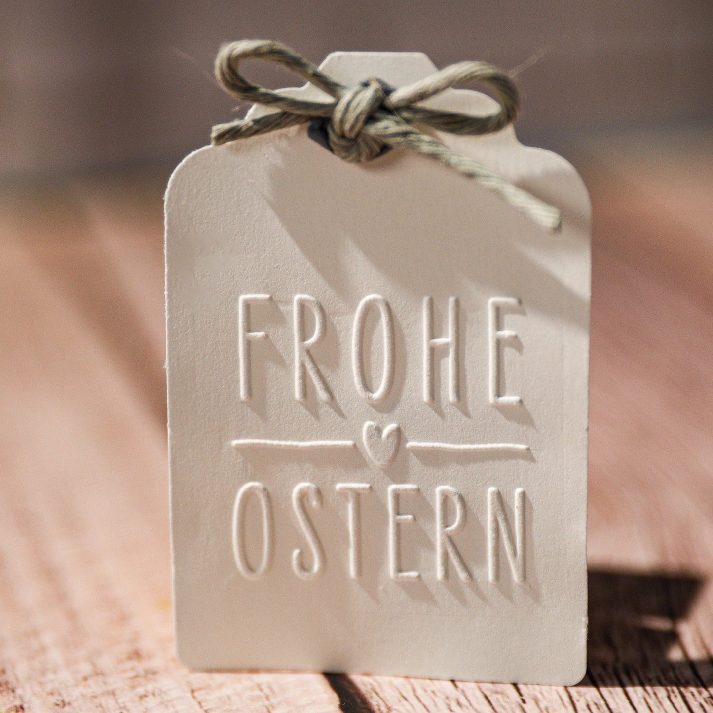 Prägestempel "Frohe Ostern" mit Herz - IN LOVE WITH PAPER