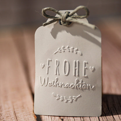 Prägestempel "Frohe Weihnachten" mit Kranz - IN LOVE WITH PAPER