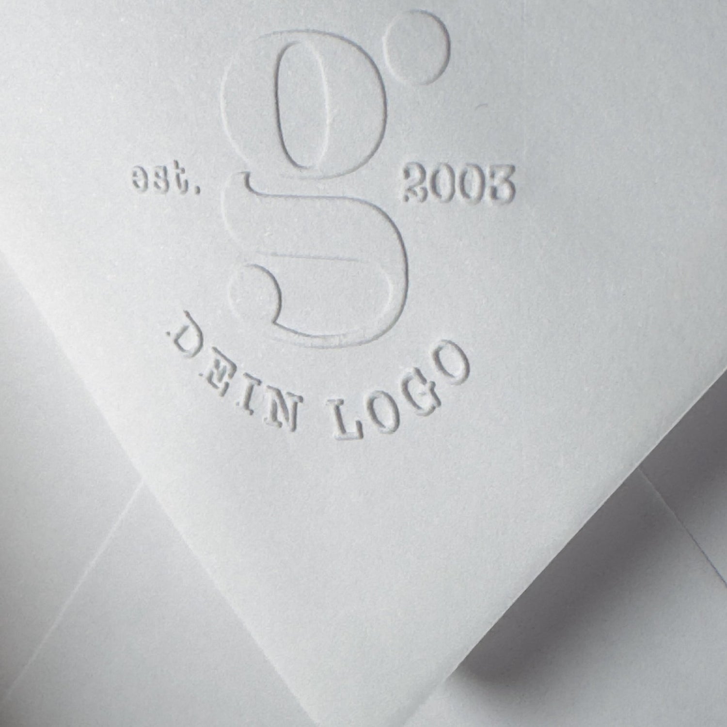 Prägestempel mit Deinem Logo & Deinem Design - IN LOVE WITH PAPER