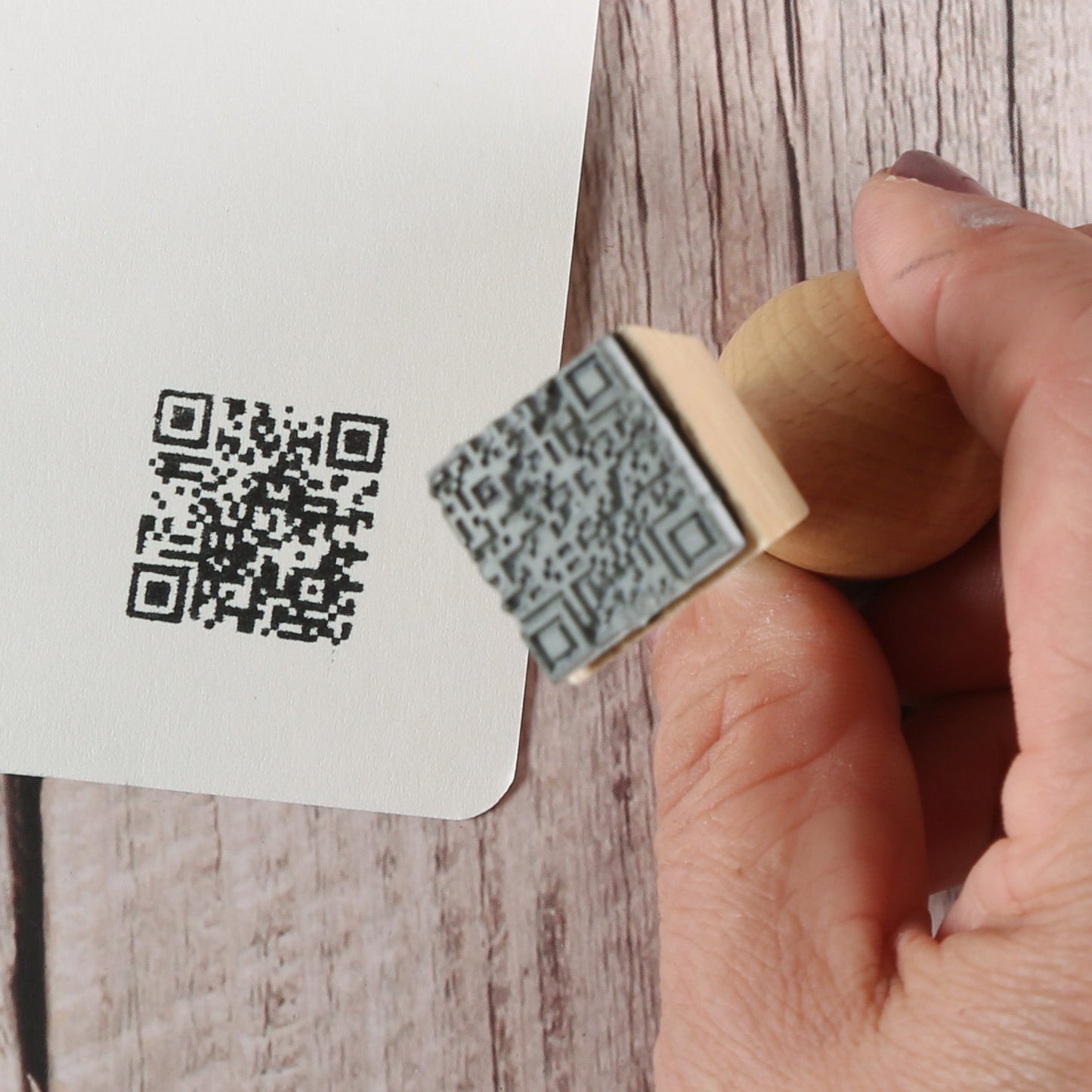 QR-Code Stempel personalisiert – Dein Link als Stempel