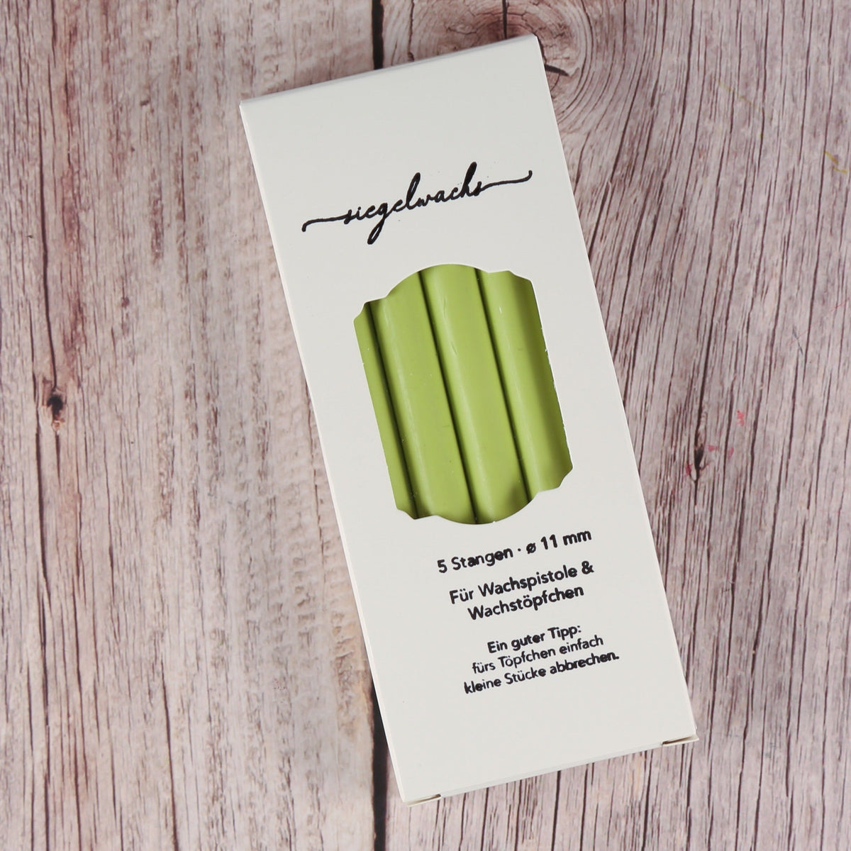 Siegelwachs avocadogrün 5er-Set in Verpackung mit Sichtfenster – 11 mm Wachsstangen, matt, für Wachspistole und Wachstöpfchen