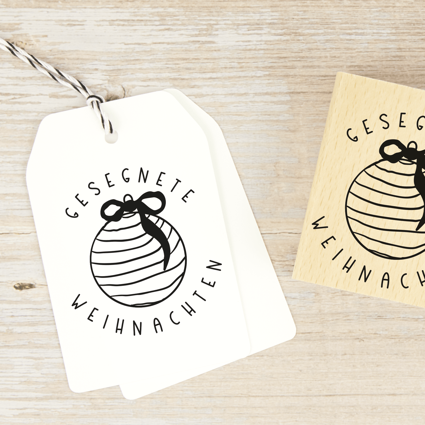 Weihnachtsstempel "Gesegnete Weihnachten" mit Christbaumkugel - IN LOVE WITH PAPER