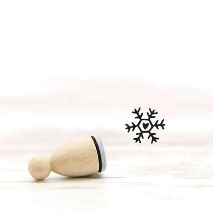 Ministempel "Schneeflocke mit Herz" - IN LOVE WITH PAPER