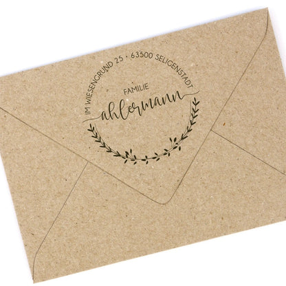 Runder Adressstempel mit Blumenranke "Seligenstadt" - IN LOVE WITH PAPER