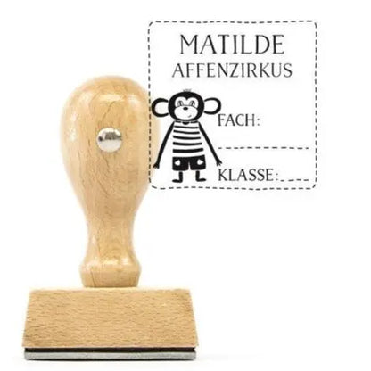 Schulstempel "Affenzirkus" personalisiert - IN LOVE WITH PAPER