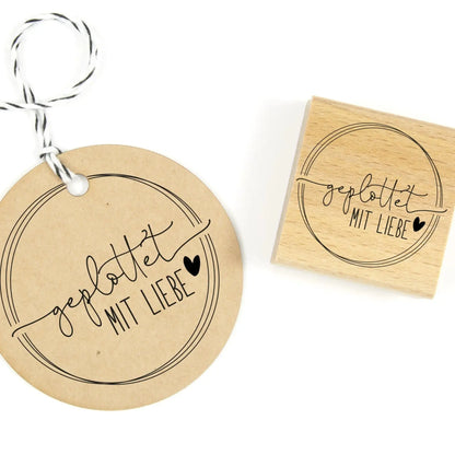 Stempel "geplottet mit Liebe" - IN LOVE WITH PAPER